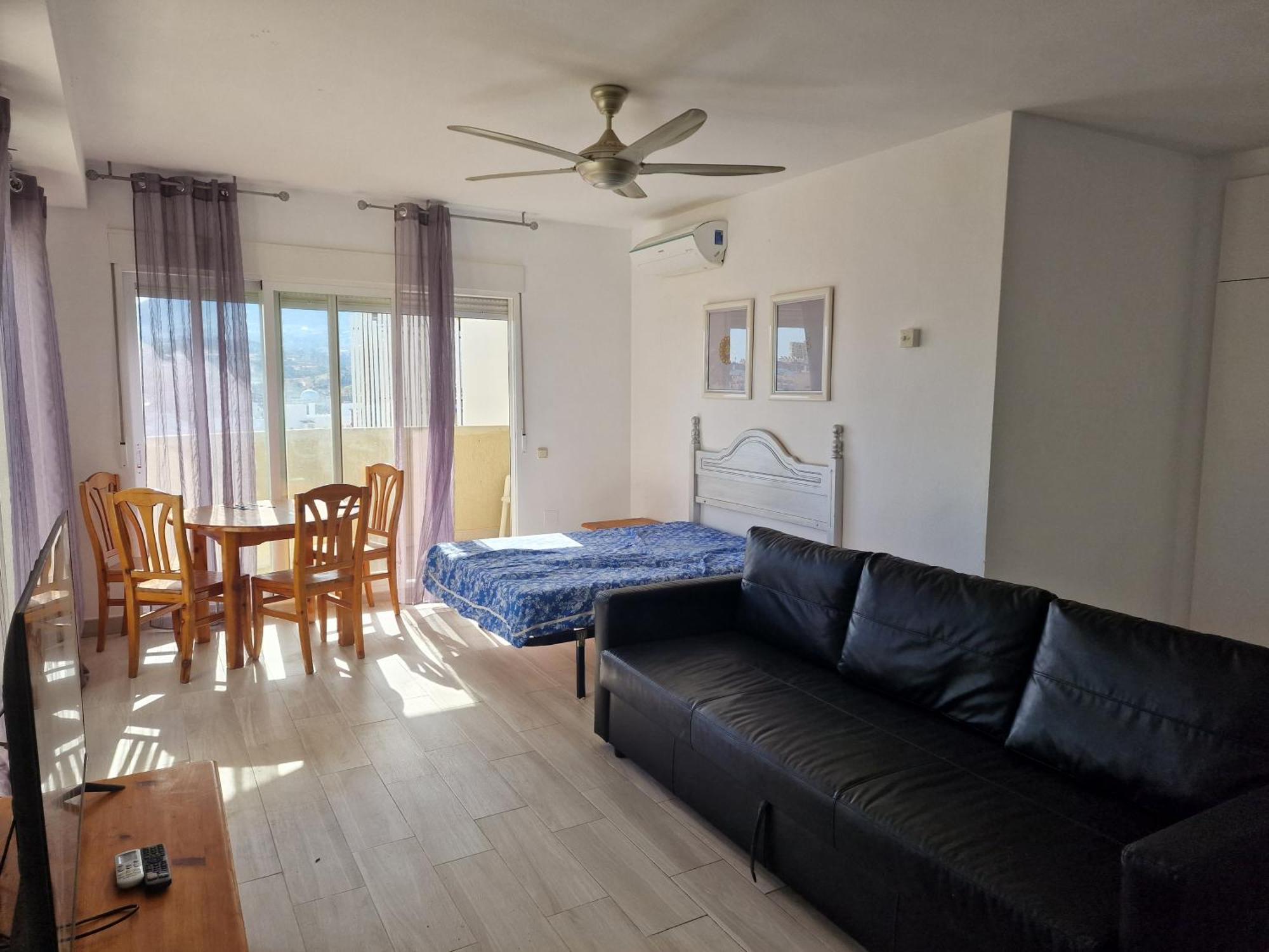 Benal Beach Holidays Apartment Benalmadena Luaran gambar